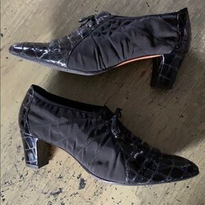 VINTAGE PREVATA VERO CUOIO Black Heeled Oxfords